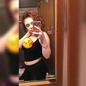 Meet your Posher, Adrianna